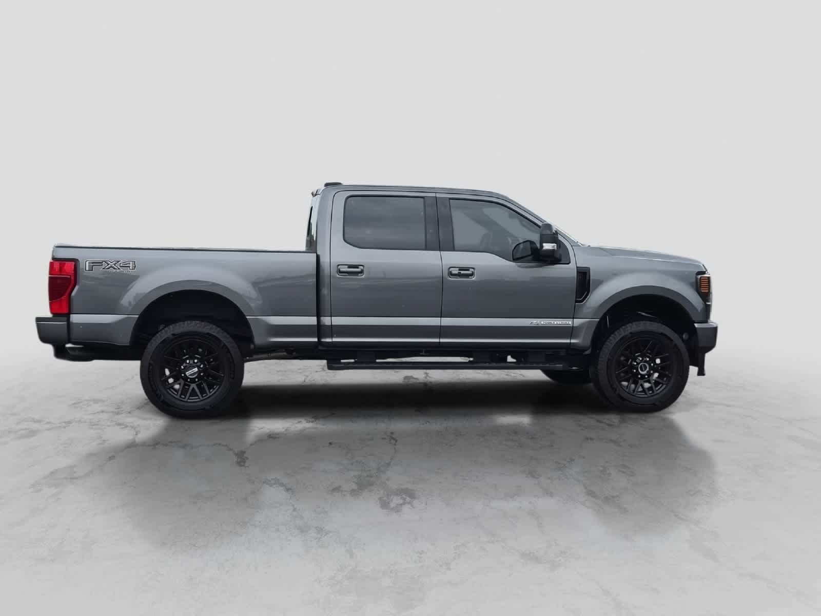 Used 2022 Ford F250 Lariat w/ Black Appearance Package AWD/4WD image 9