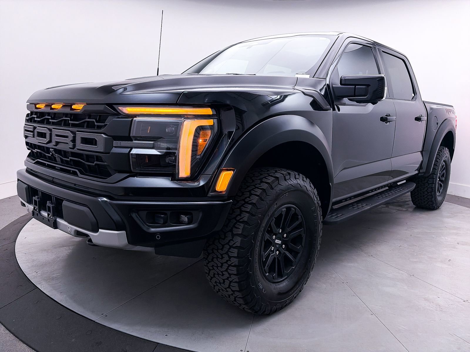 Used 2024 Ford F150 Raptor image 13