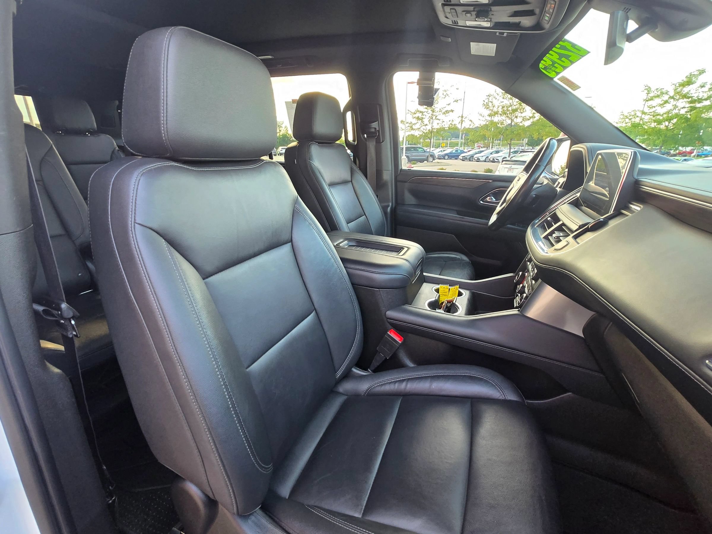 Used 2021 Chevrolet Tahoe LT w/ LT Signature Plus Package AWD/4WD image 12
