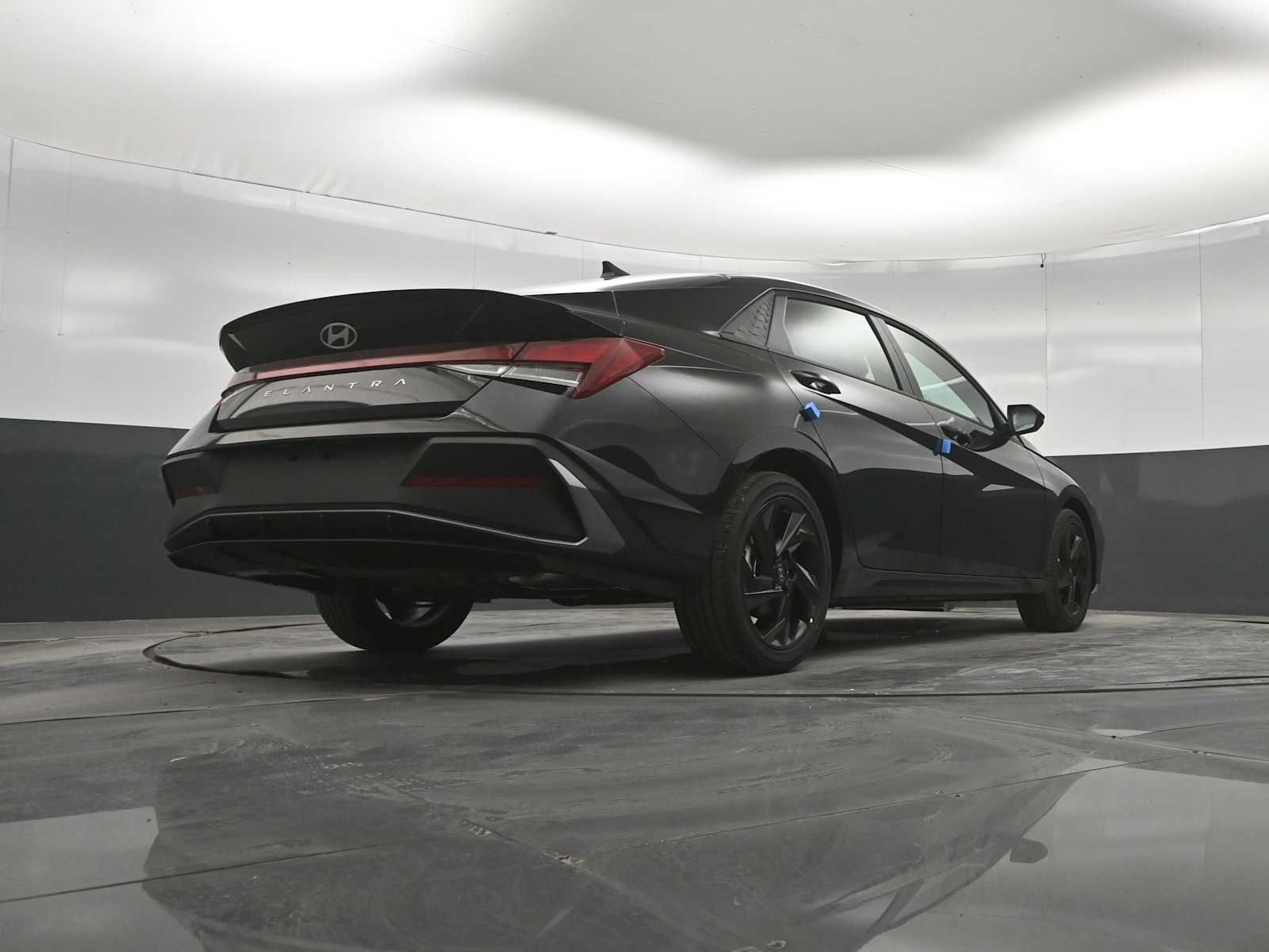 New 2026 Hyundai Elantra Sport FWD image 37