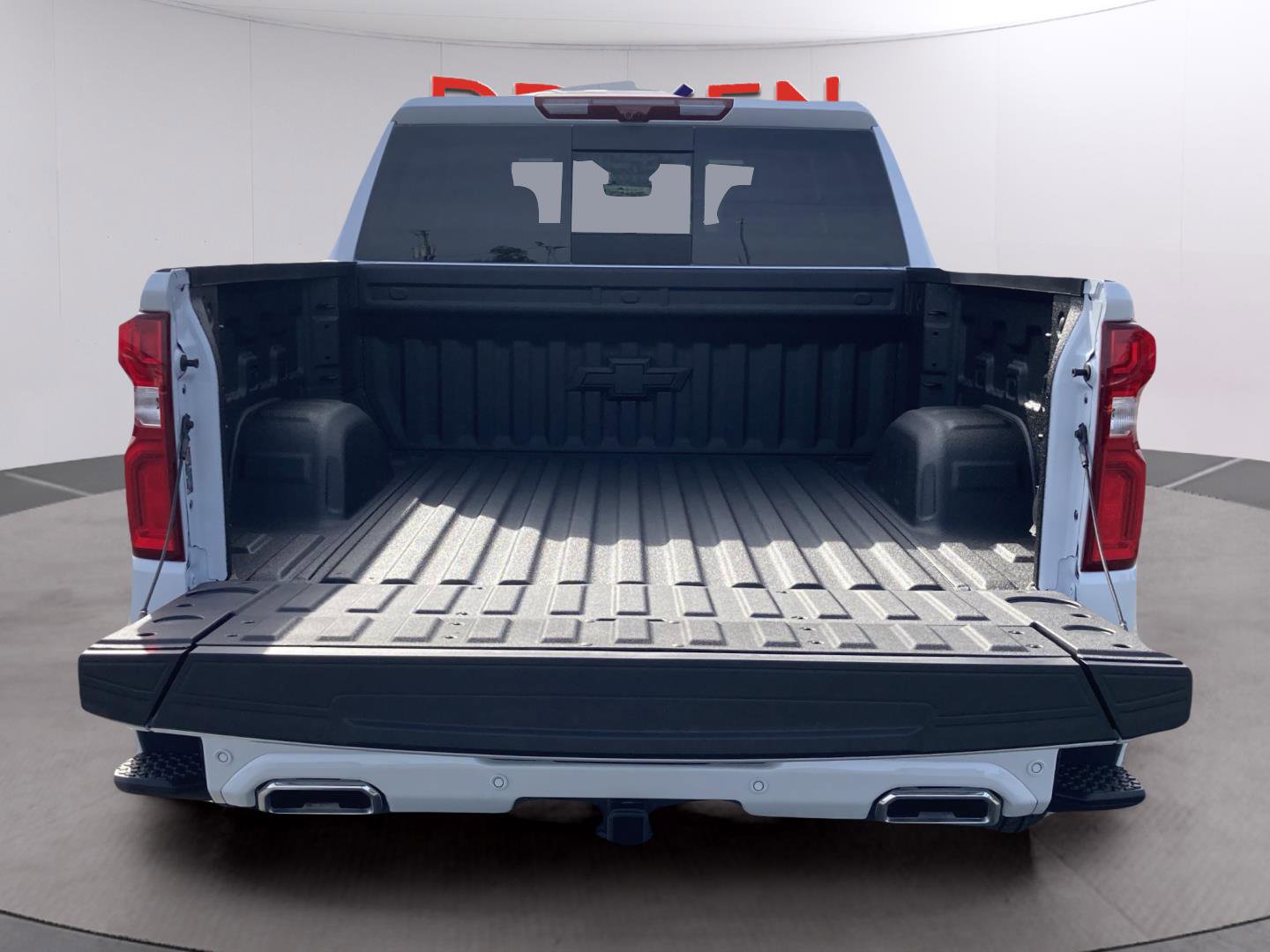 New 2026 Chevrolet Silverado 1500 High Country image 14