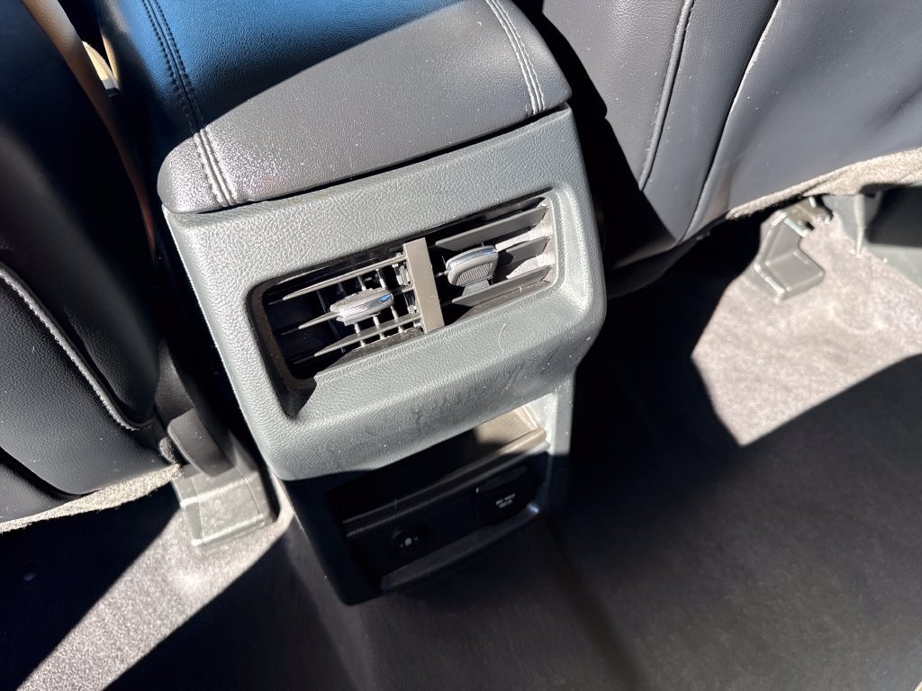 Used 2024 Ford Edge SEL w/ Convenience Package AWD/4WD image 19