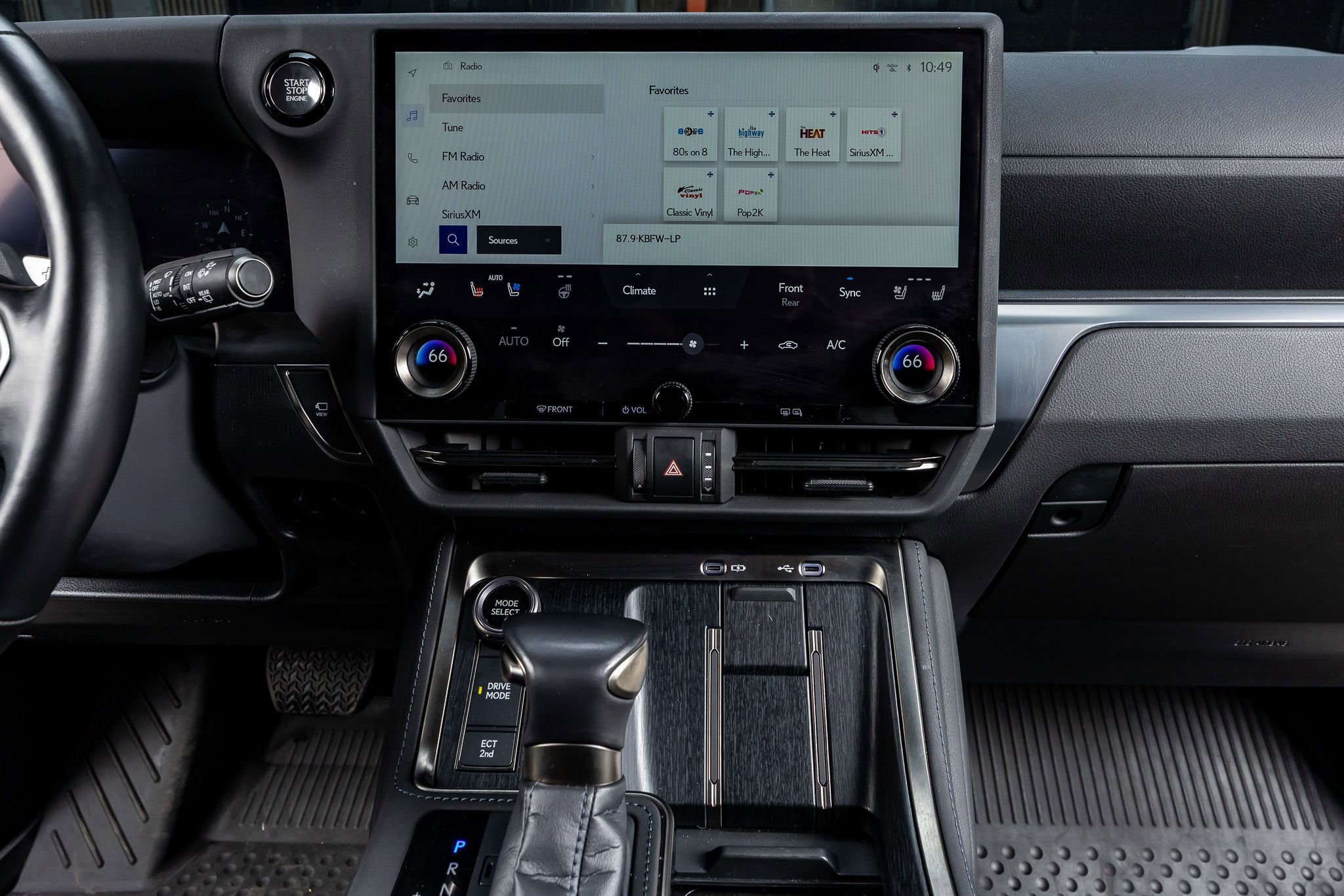 Used 2024 Lexus GX 550 image 23