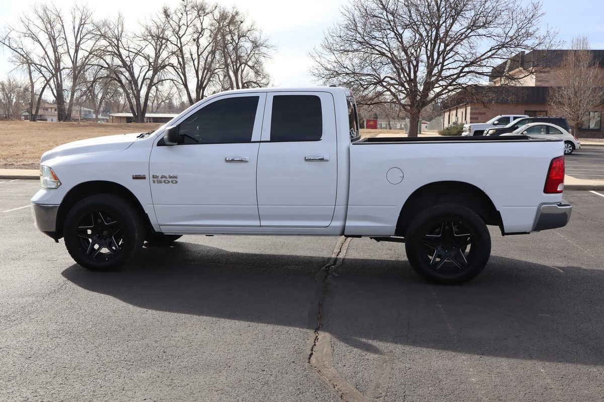Used 2016 RAM 1500 Classic SLT AWD/4WD image 9