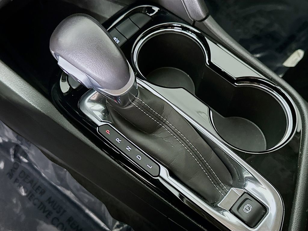 Used 2023 Buick Encore GX Select image 31