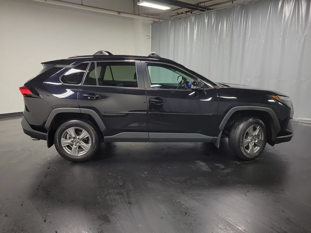 Used 2024 Toyota RAV4 XLE AWD/4WD image 9