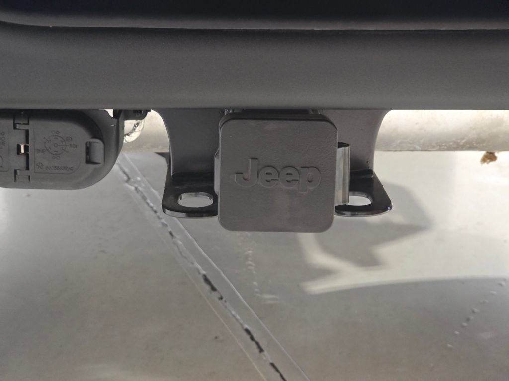 Used 2026 Jeep Wrangler Unlimited Rubicon AWD/4WD image 9