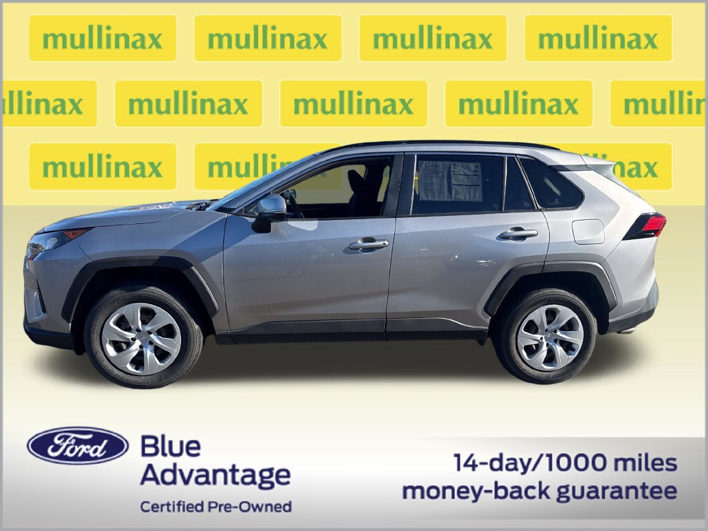Used 2019 Toyota RAV4 LE w/ All Weather Liner Package AWD/4WD image 12