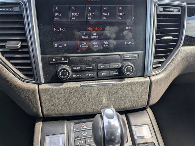 Used 2018 Porsche Macan AWD/4WD image 19