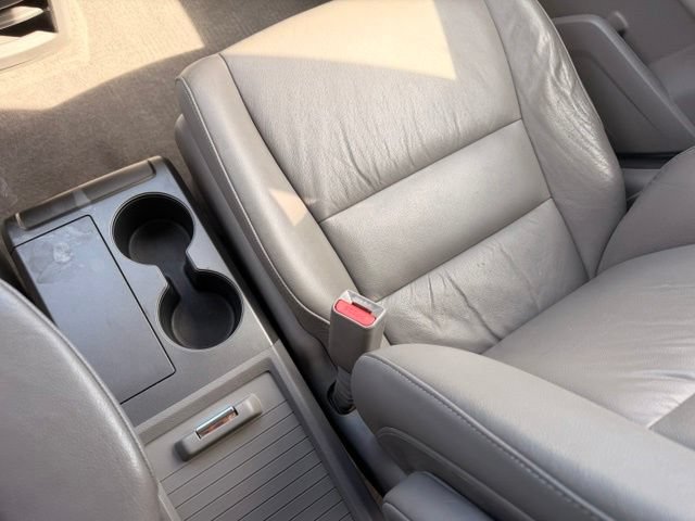 Used 2011 Honda CR-V EX-L image 23