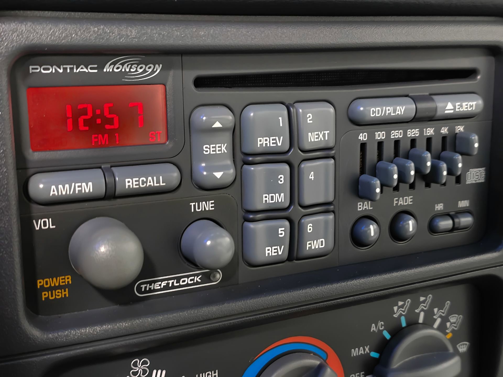 Used 1999 Pontiac Firebird Formula image 36