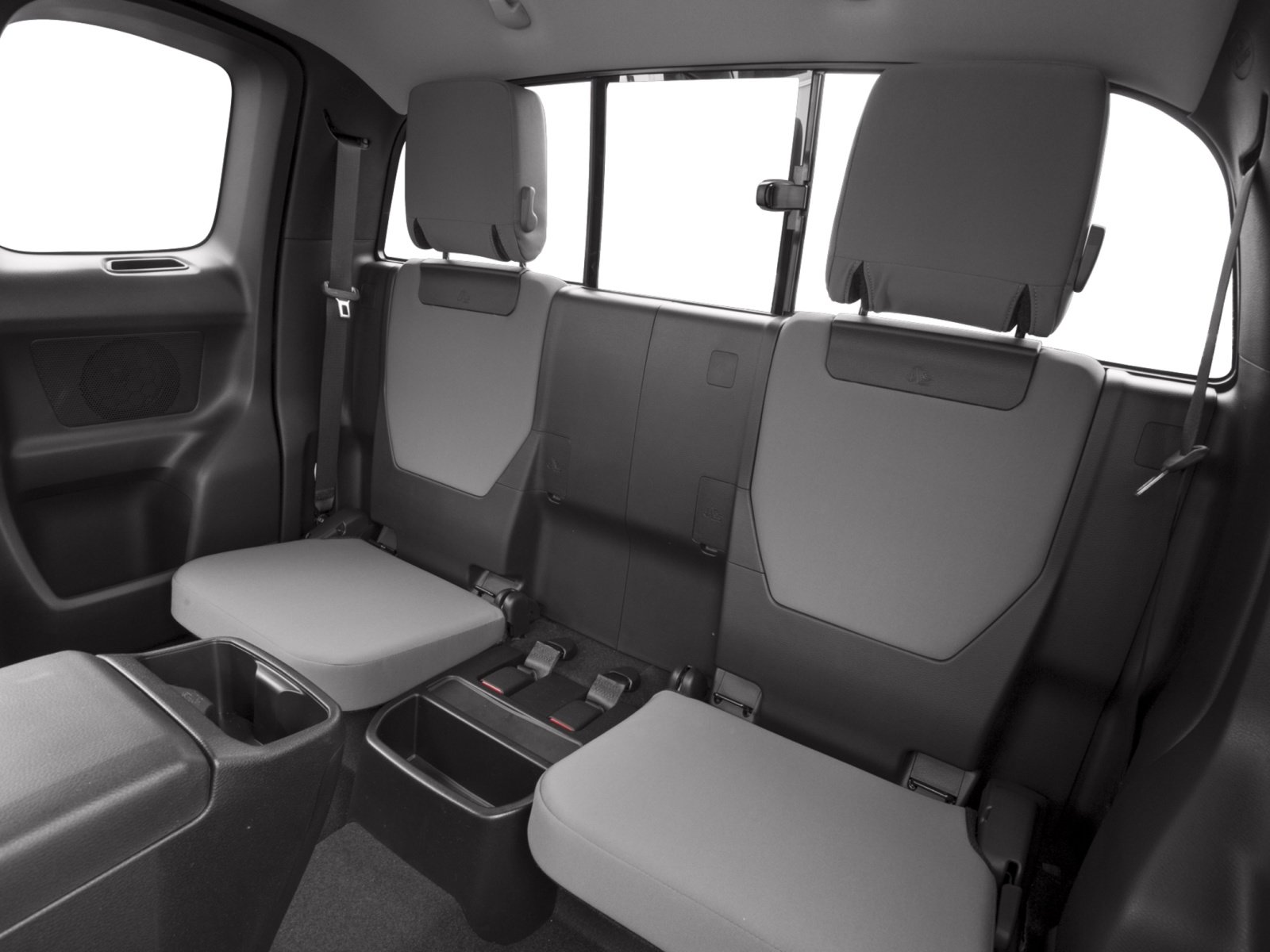 Used 2017 Toyota Tacoma TRD Off-Road w/ Tow Package image 11