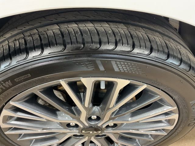 Used 2024 Kia Forte GT-Line w/ GT-Line Premium Package image 8