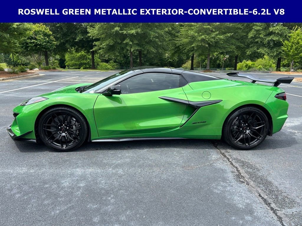 Used 2026 Chevrolet Corvette Z06 w/ Z07 Performance Package RWD image 8