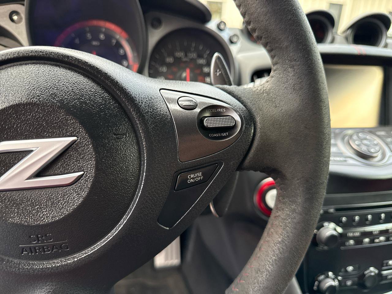 Used 2017 Nissan 370Z NISMO image 22