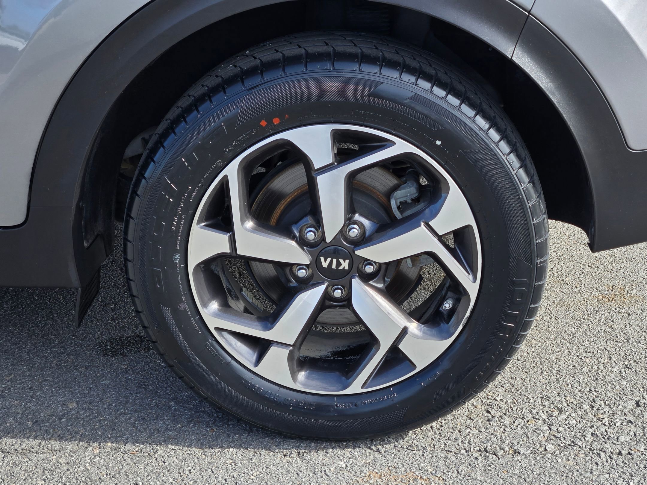 Used 2021 Kia Sportage LX image 17