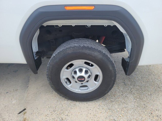 Used 2024 GMC Sierra 2500 Pro w/ Convenience Package image 8