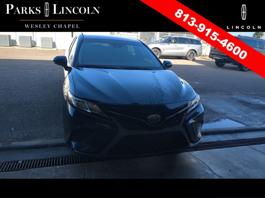 Used 2019 Toyota Camry SE FWD image 5