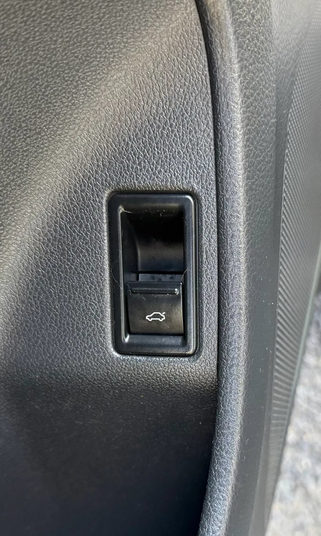 Used 2016 Volkswagen Jetta Sport FWD image 26