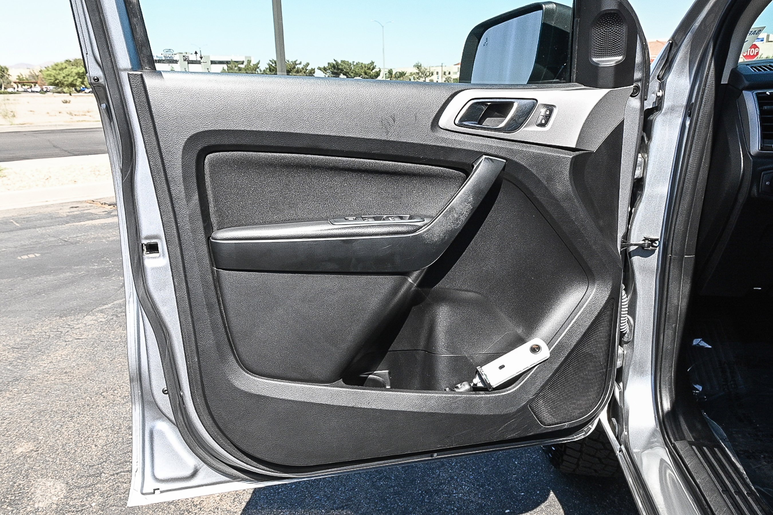 Used 2023 Ford Ranger XLT w/ Equipment Group 301A Mid image 21