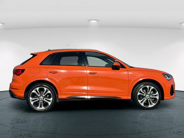 Used 2021 Audi Q3 2.0T Premium Plus w/ Premium Plus Package image 8