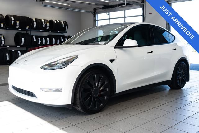 Used 2022 Tesla Model Y Performance AWD/4WD image 3