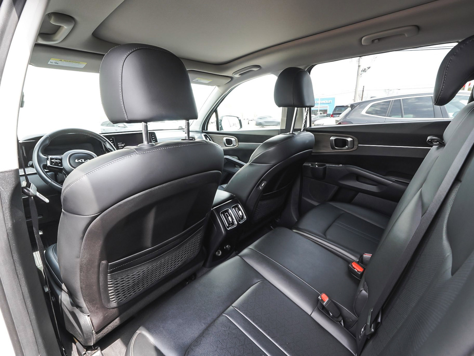 Used 2023 Kia Sorento S w/ Panoramic Sunroof Package image 35