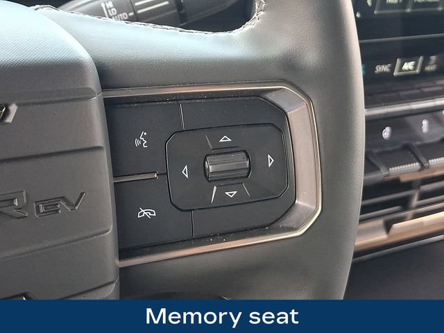 Used 2025 GMC Hummer EV 3X AWD/4WD image 8