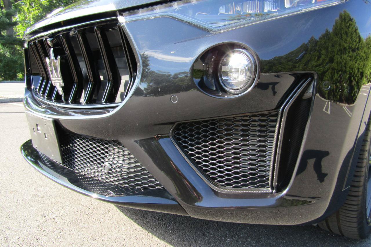 Used 2022 Maserati Levante Trofeo AWD/4WD image 30