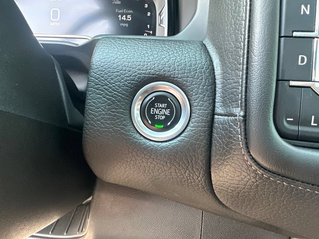 Used 2022 GMC Yukon Denali AWD/4WD image 10