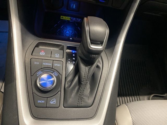 Used 2023 Toyota RAV4 Limited AWD/4WD image 24