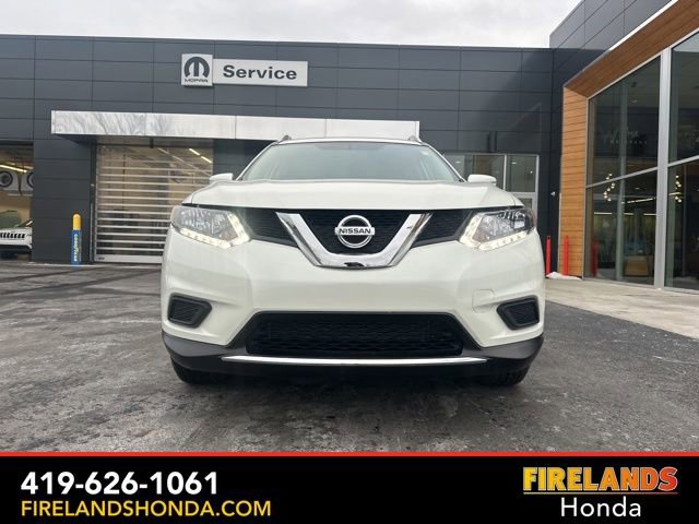 Used 2015 Nissan Rogue SV image 2