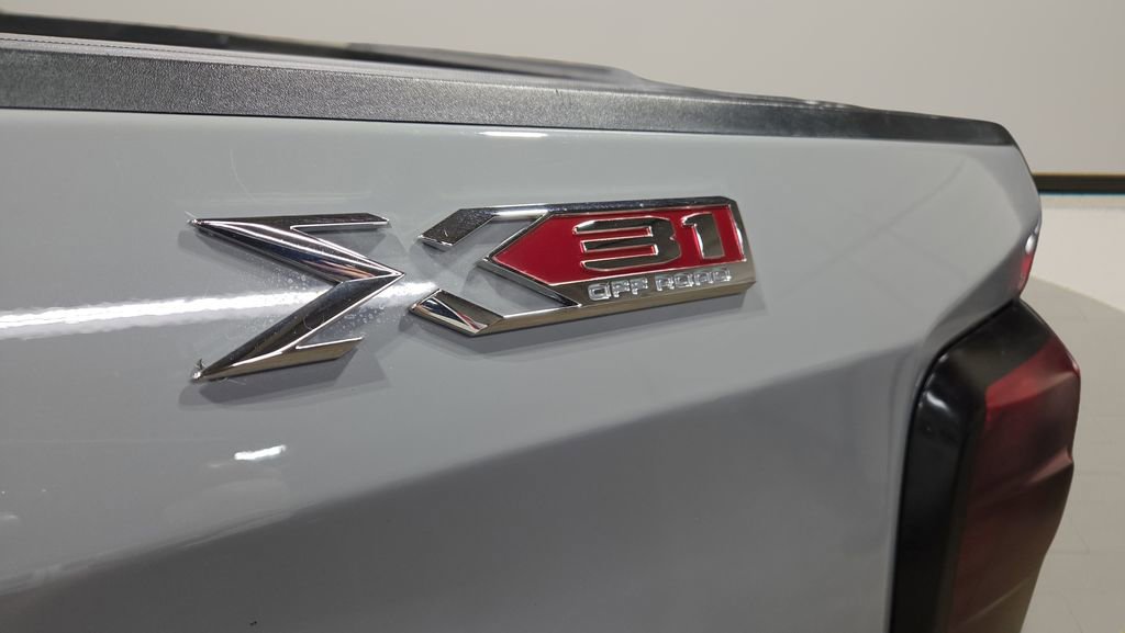 Used 2024 GMC Sierra 1500 Elevation w/ X31 Off-Road Package AWD/4WD image 31