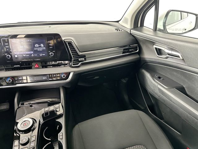 Used 2023 Kia Sportage LX image 25