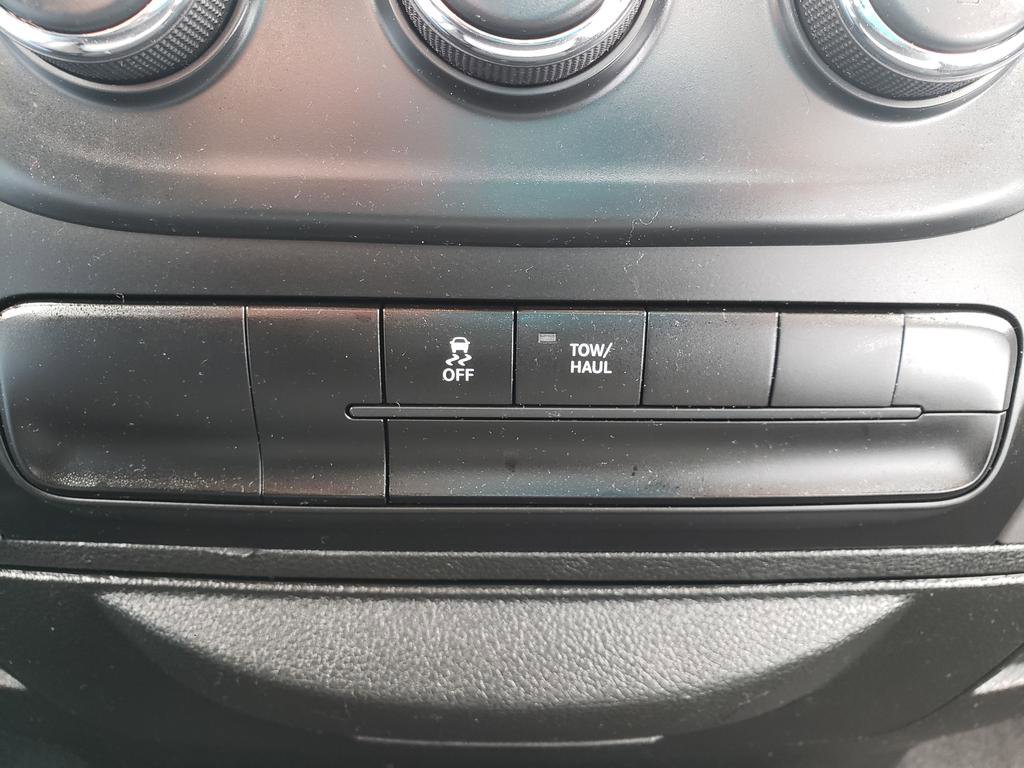 Used 2023 RAM 1500 Classic SLT image 17