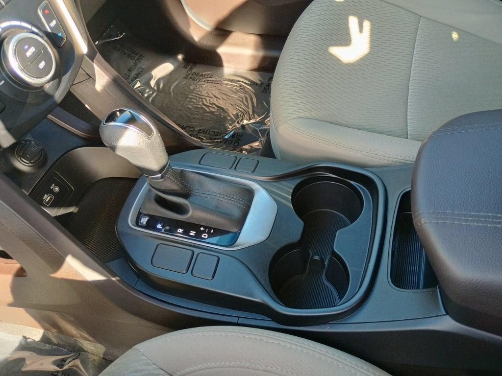 Used 2017 Hyundai Santa Fe Sport FWD image 31