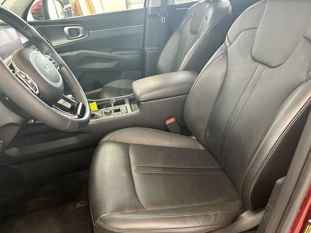 Used 2024 Kia Sorento S w/ Panoramic Sunroof Package AWD/4WD image 15