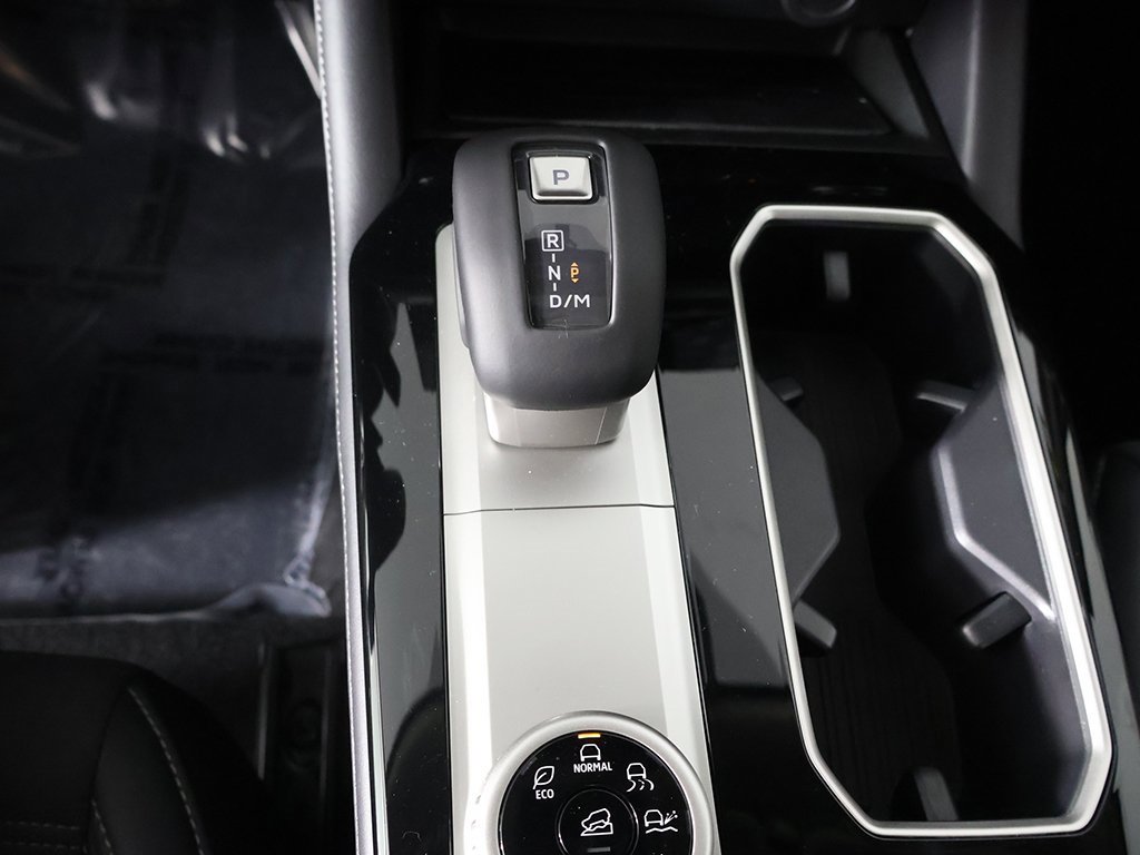 New 2025 Mitsubishi Outlander SE image 51