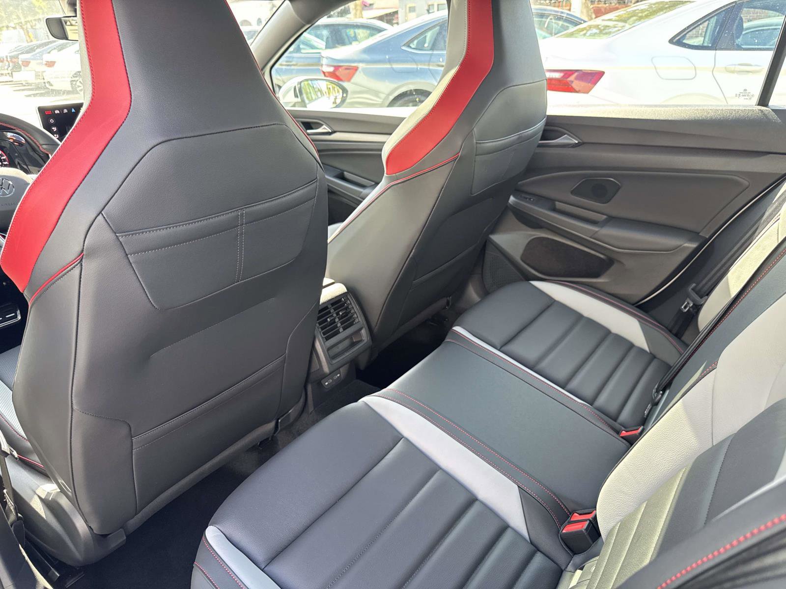 New 2025 Volkswagen GTI SE image 25