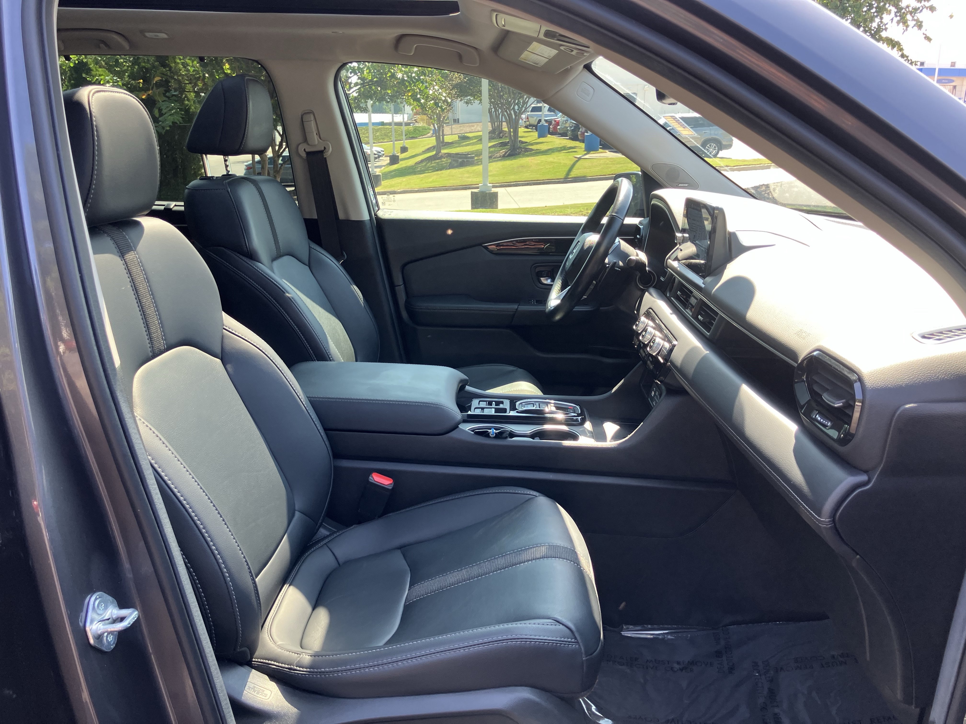 Certified 2025 Honda Pilot Touring image 37