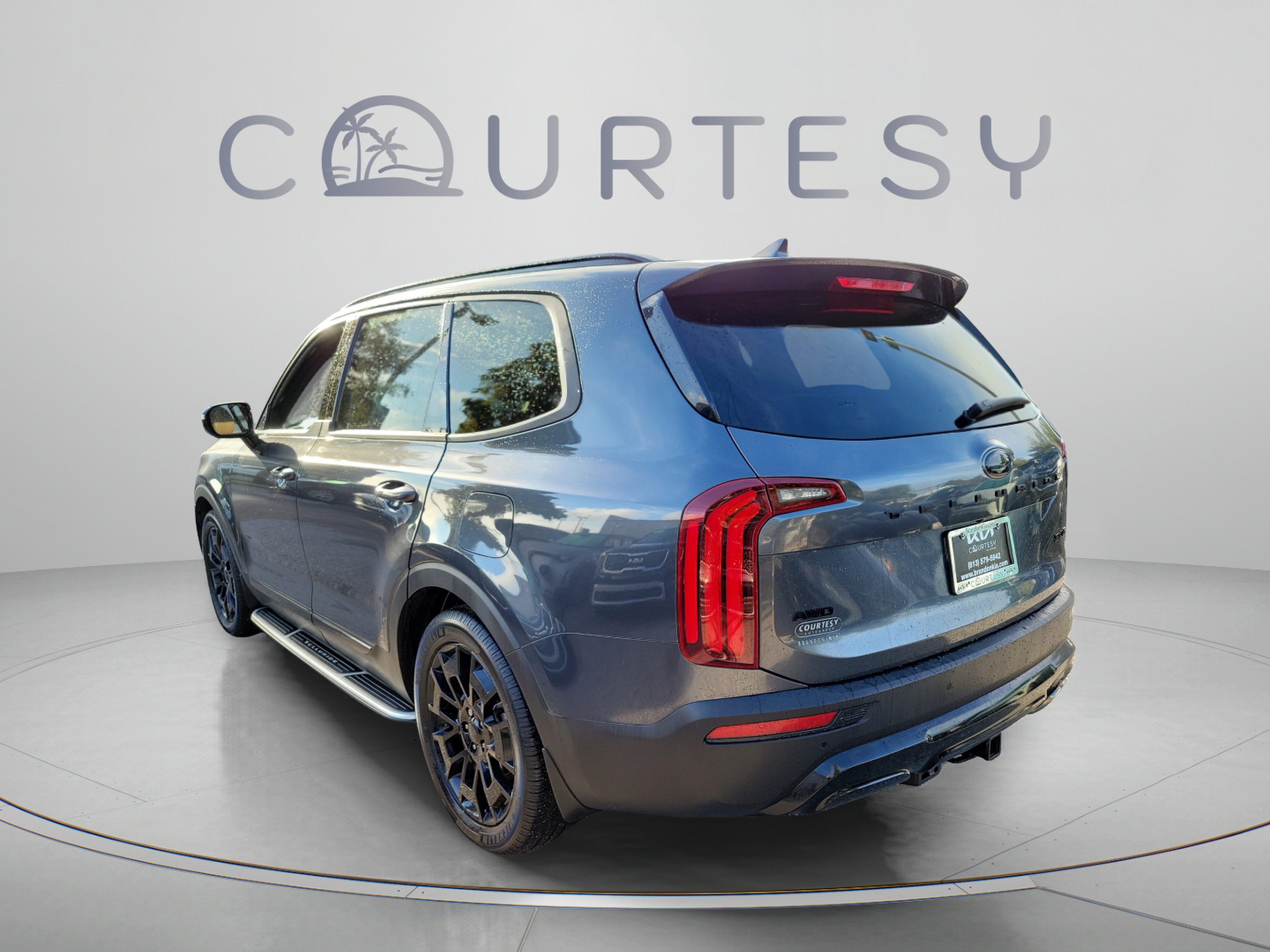 Certified 2021 Kia Telluride SX w/ SX Prestige Package AWD/4WD image 2