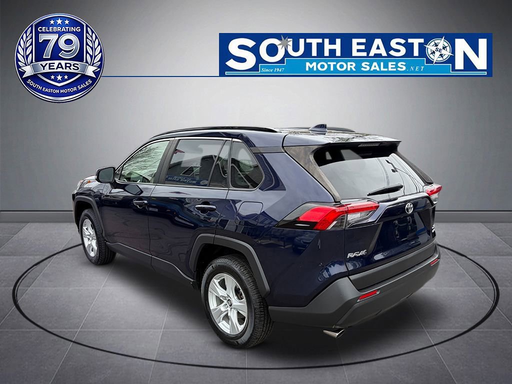 Used 2019 Toyota RAV4 XLE w/ Convenience Package AWD/4WD image 5