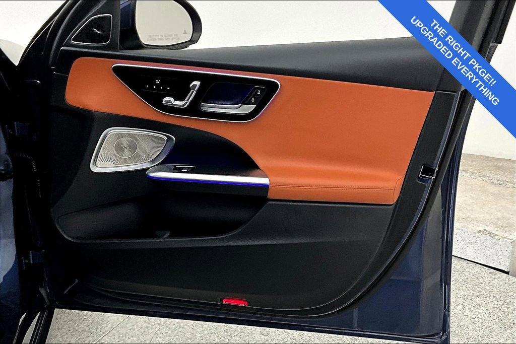 Used 2025 Mercedes-Benz C 300 4MATIC Sedan w/ Exclusive Trim Package image 23