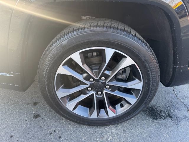 Used 2022 Jeep Grand Cherokee Overland image 15