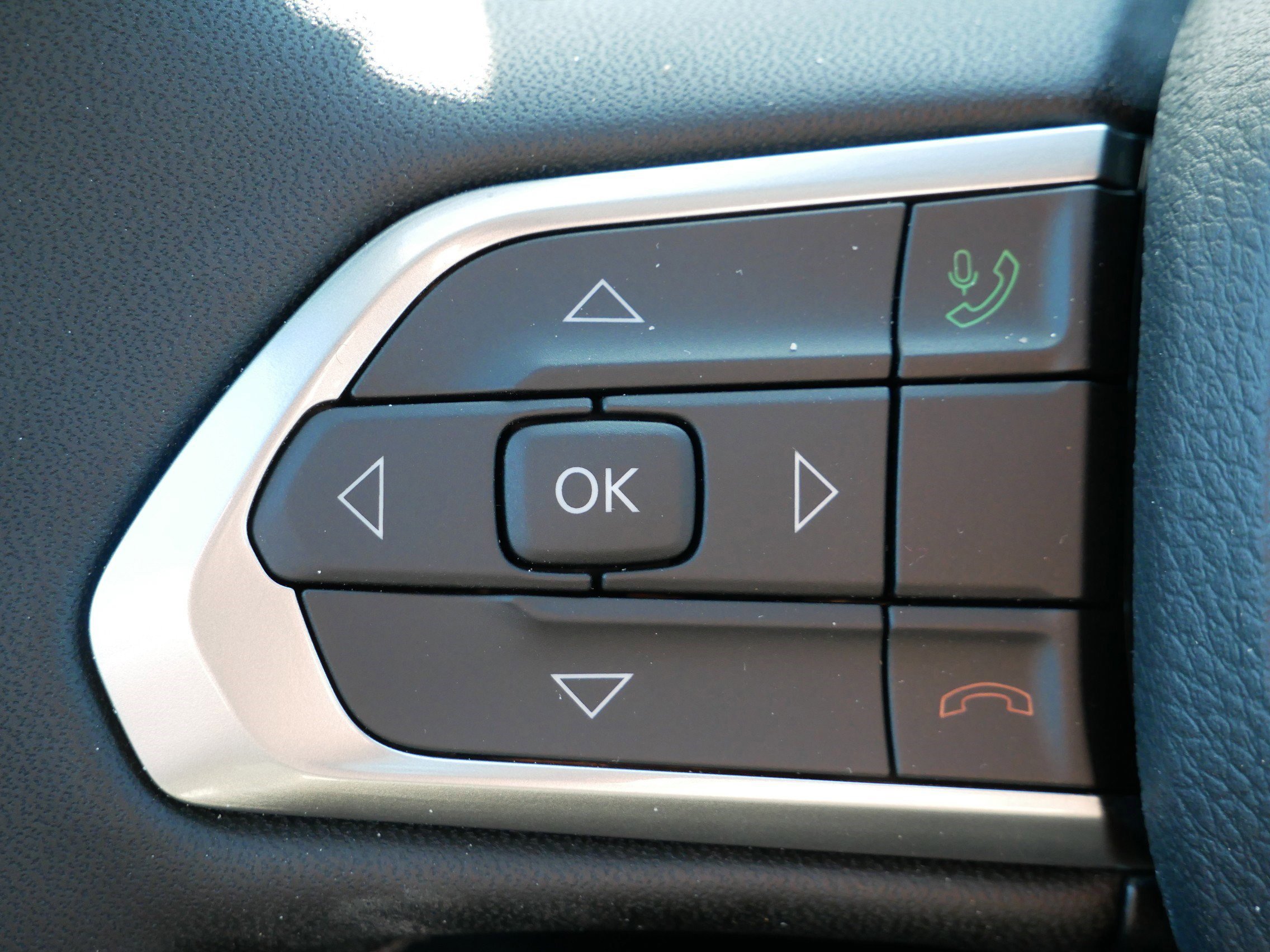 New 2026 Jeep Compass Latitude image 15