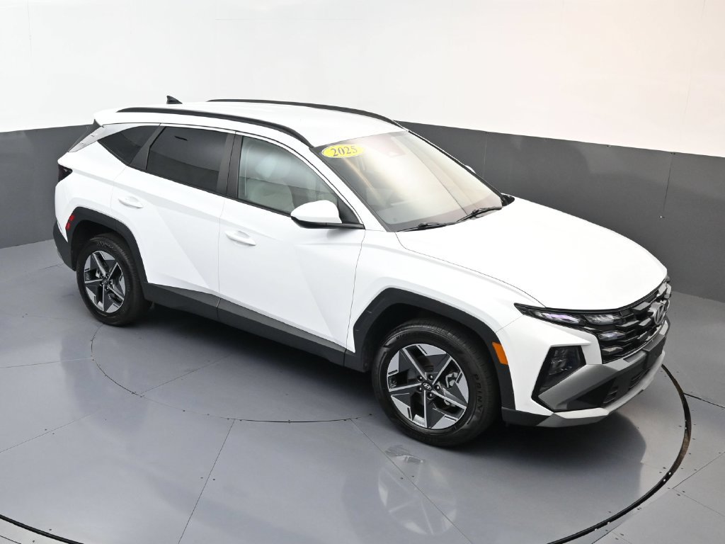 Certified 2025 Hyundai Tucson SEL AWD/4WD image 15