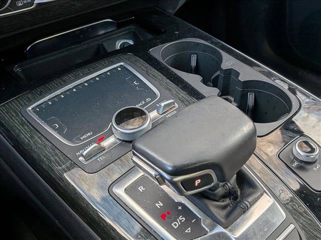 Used 2017 Audi Q7 3.0T Premium Plus w/ Premium Plus Package image 8