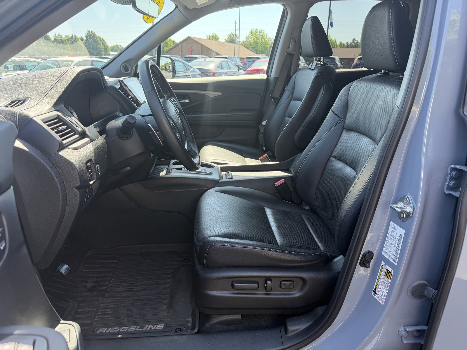 Used 2023 Honda Ridgeline RTL-E image 16