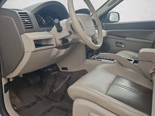 Used 2006 Jeep Grand Cherokee Limited image 10