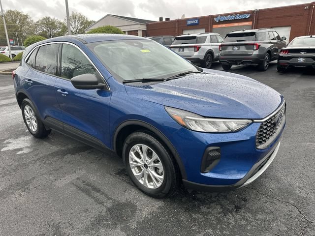 Used 2023 Ford Escape Active AWD/4WD image 11